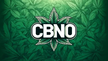 CBNO на зелен фон от листа на канабис; казано на разбираем език, CBNO е химически модифицирана форма на CBN