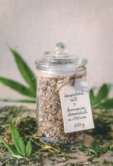 Dobré Konopí Fürdősó CBDióval, 250 g
