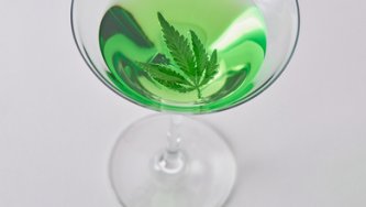 Čo sa stane pri kombinácii alkoholu s CBD