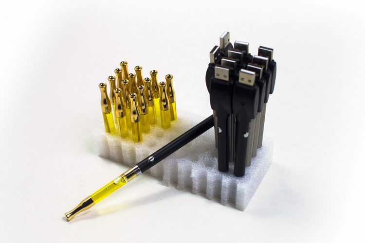 Various types of vaporizer pens and vaporizers for dry herbs and concentrates