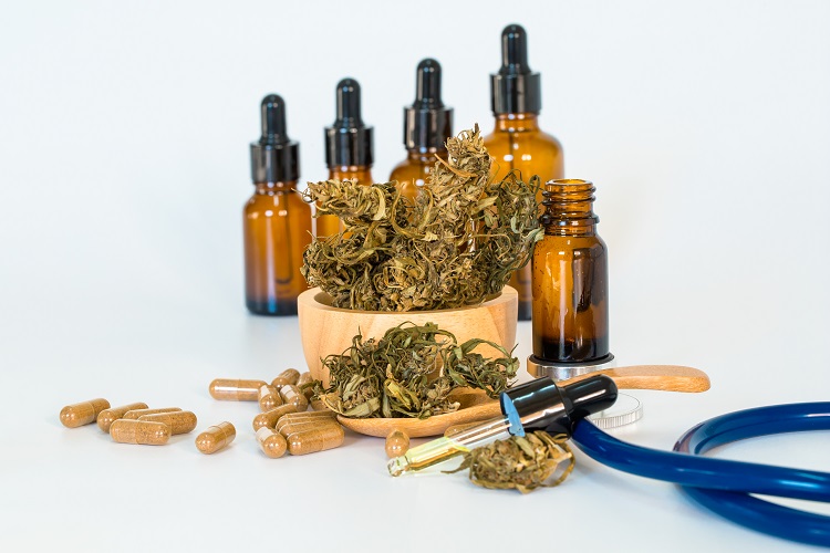 CBG9 products, dark dropper bottles with CBG9 oil, CBG9 technical cannabis capsules and sticks